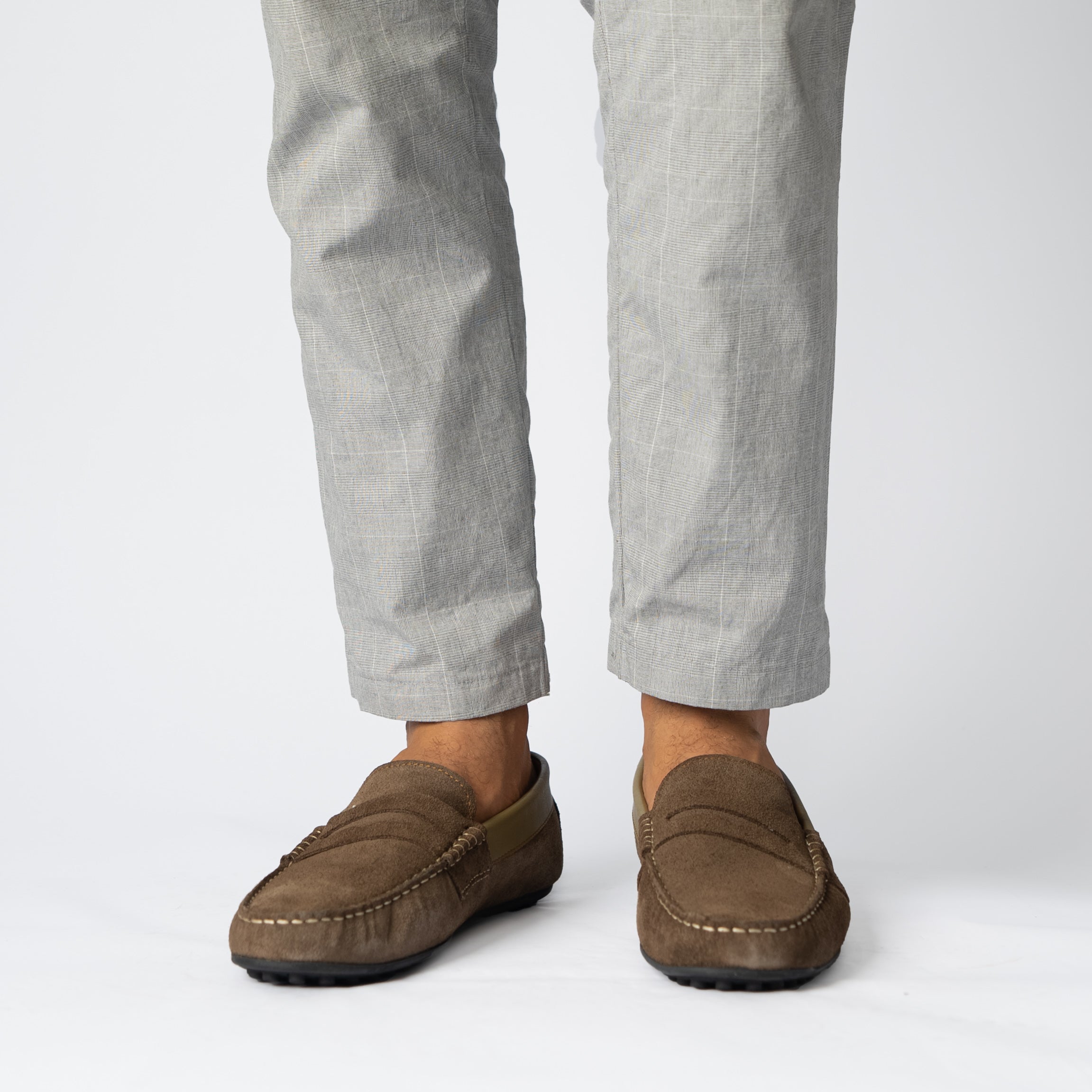 001 MOCASSINS SOUPLES EN DAIM GRIS FONCE